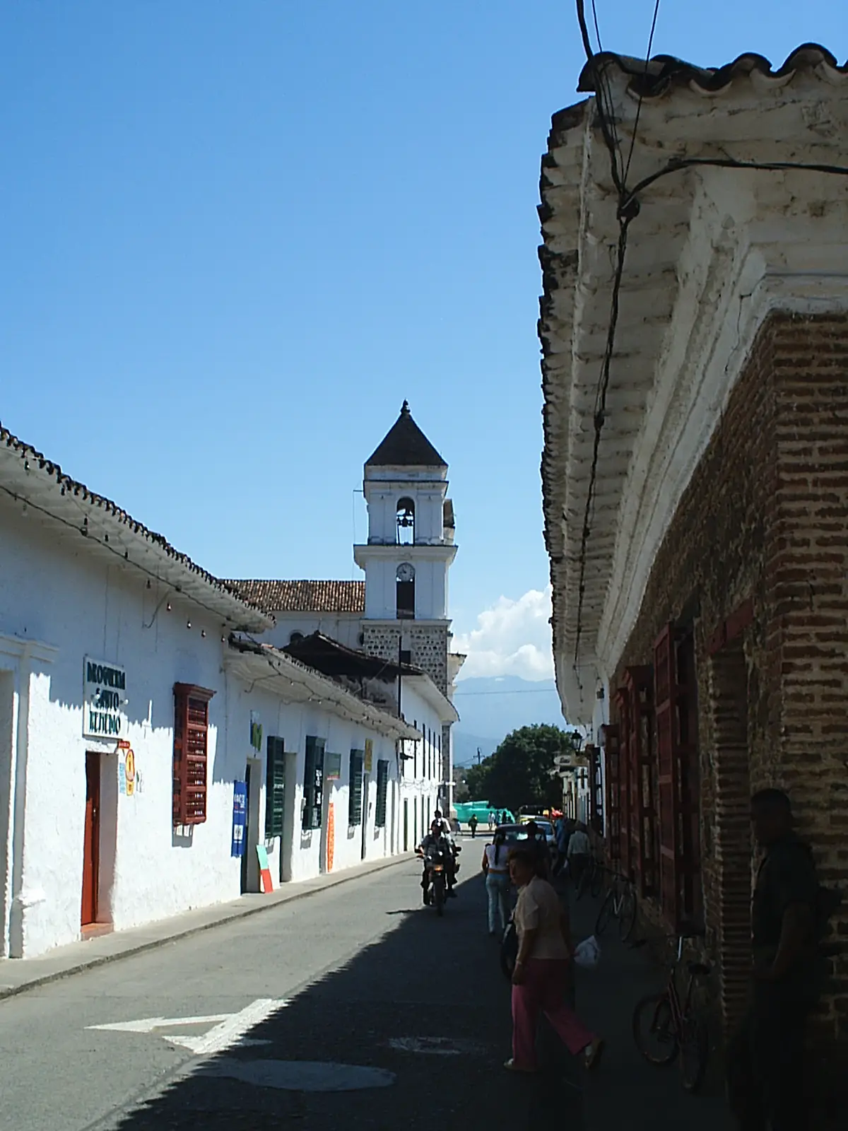 Iglesia colonial en Santa Fe de Antioquia